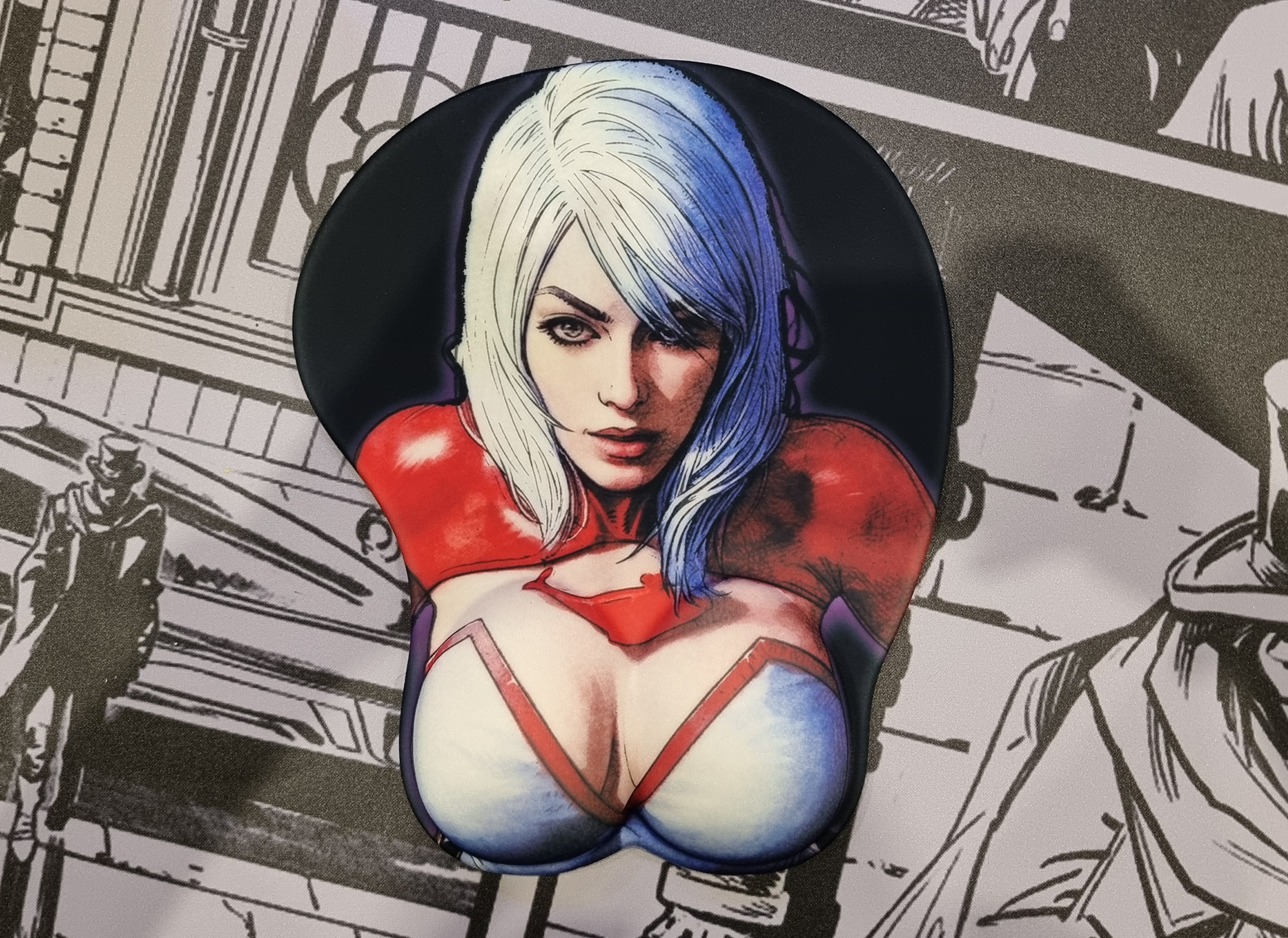 Luna - Curvy Power | Gaming mouse pad