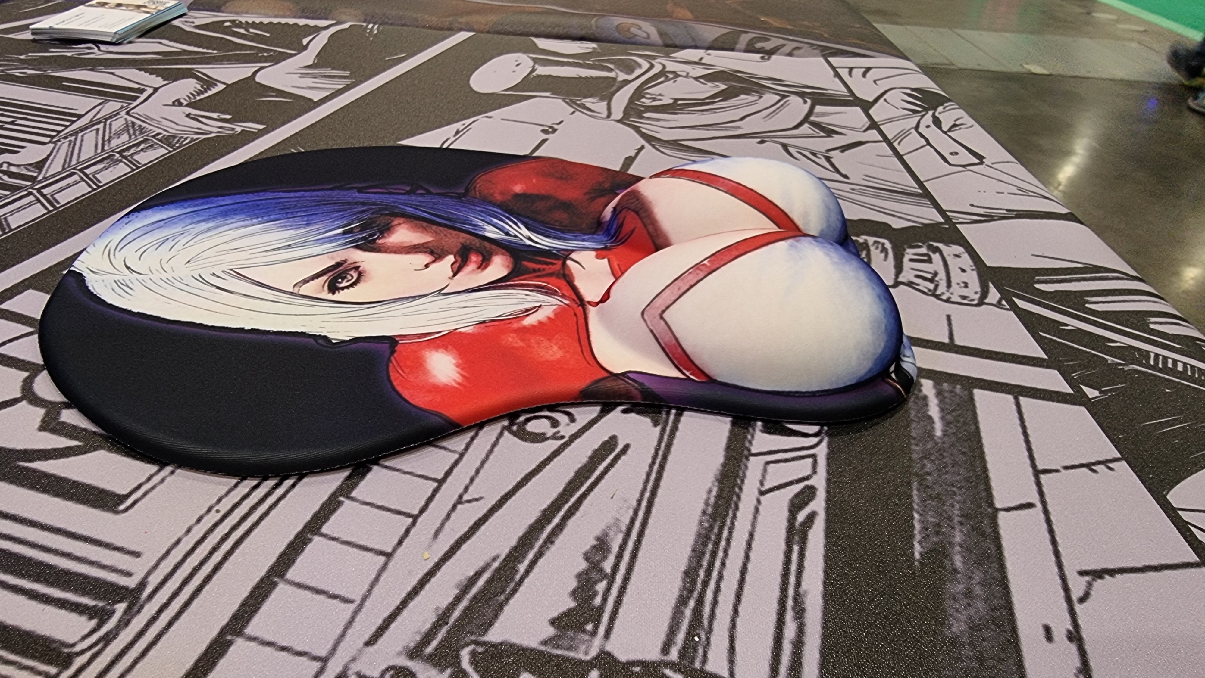 Luna - Curvy Power | Gaming mouse pad