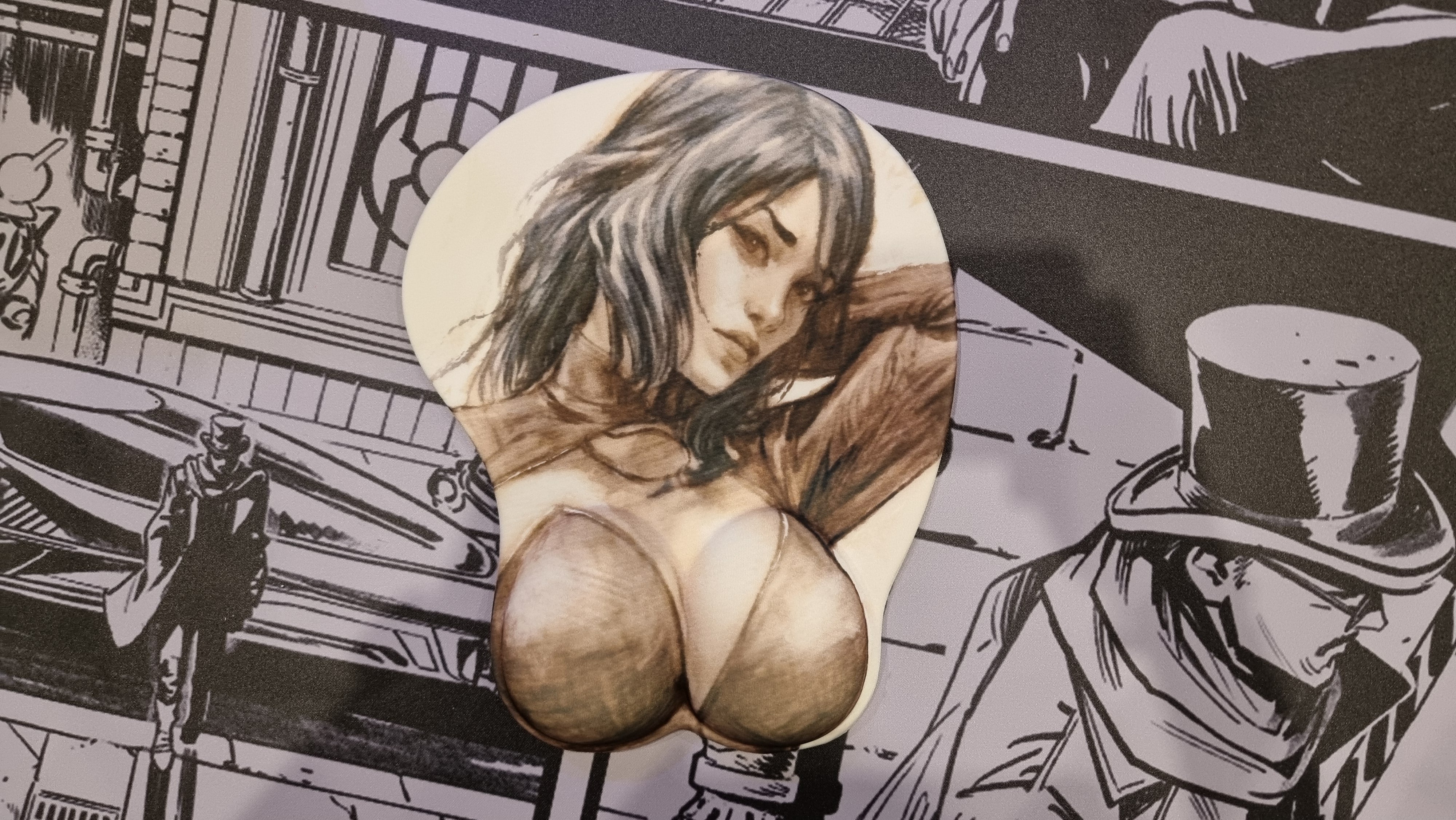 Luna - Incredibly Seductive, Sketch | Gaming mouse pad